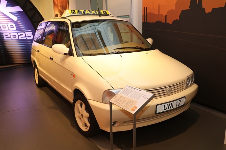 Cvikavas «Audi» un «Trabant» muzejā «August Horch Museum Zwickau» var arī apprecēties 306014