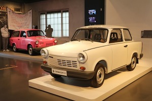 Cvikavas «Audi» un «Trabant» muzejā «August Horch Museum Zwickau» var arī apprecēties 20