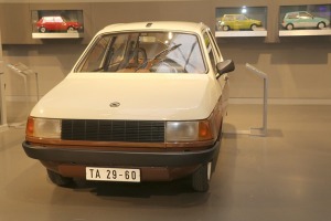 Cvikavas «Audi» un «Trabant» muzejā «August Horch Museum Zwickau» var arī apprecēties 24