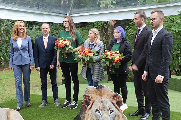 Rīgas Nacionālais zooloģiskais dārzs krusta mazos lauvēnus - «Varis» un «Teika» 307091