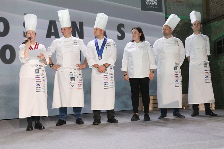 «Latvijas gada pavārs 2021» ir Dinārs Zvidriņš un «Latvijas gada pavārzellis 2021» ir Aleksandra Krūka 308254