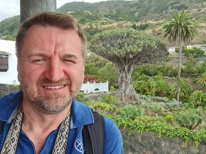 Iepazīstam tūkstošgadīgu pūķkoku «Dracaena draco» Tenerifes pilsētā Icod de los vinos 3