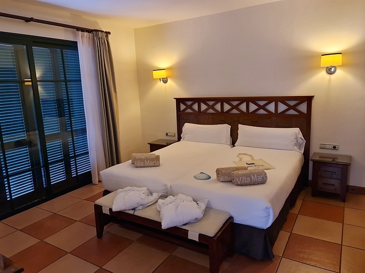 Travelnews.lv izbauda Tenerifes villu komplesu «Hotel Suite Villa María» viesmīlību 309467