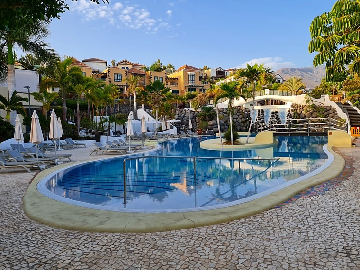 Travelnews.lv izbauda Tenerifes villu komplesu «Hotel Suite Villa María» viesmīlību 309457