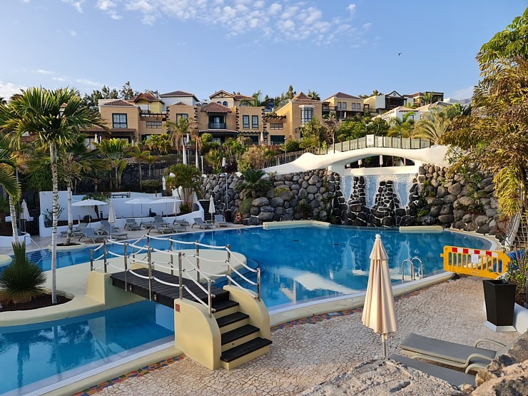 Travelnews.lv izbauda Tenerifes villu komplesu «Hotel Suite Villa María» viesmīlību 309460
