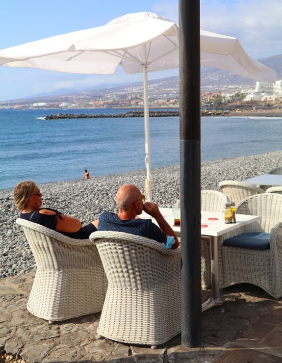 Travelnews.lv iepazīst Tenerifes kūrorta Adeje pludmali un promenādi 309513