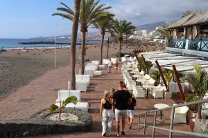Travelnews.lv iepazīst Tenerifes kūrorta Adeje pludmali un promenādi 18