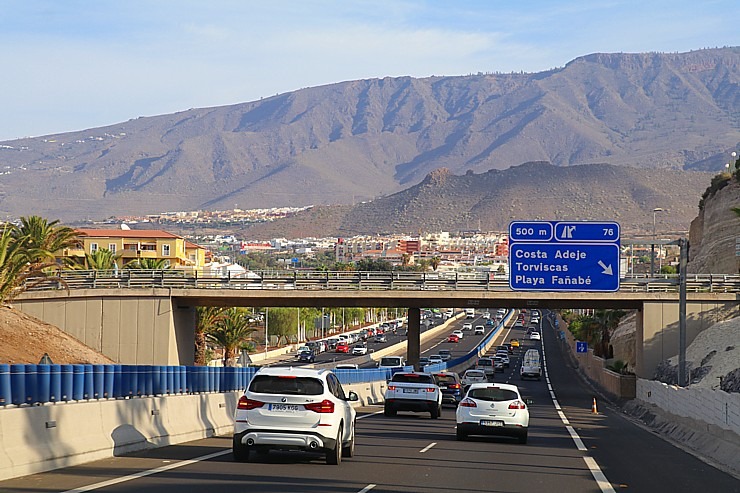 Travelnews.lv ar ekskursiju autobusu apbrauc apkārt Tenerifes salai un izbauda ceļu infrastruktūru 309608