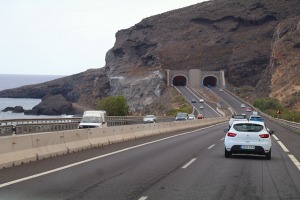 Travelnews.lv ar ekskursiju autobusu apbrauc apkārt Tenerifes salai un izbauda ceļu infrastruktūru 37