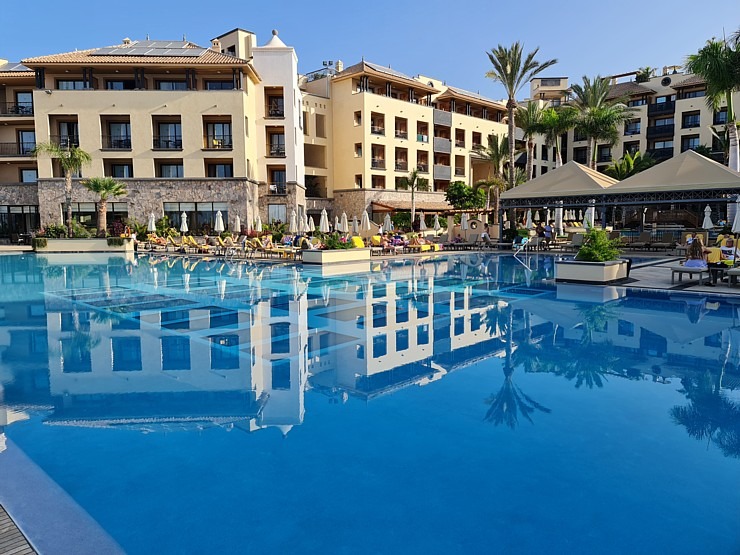 Travelnews.lv iepazīst un nakšņo Tenerifes viesnīcā «GF Hotel Grand Costa Adeje» 309710
