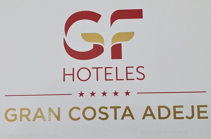 Travelnews.lv izbauda ēdienu Tenerifes viesnīcā «GF Hotel Grand Costa Adeje» 309850