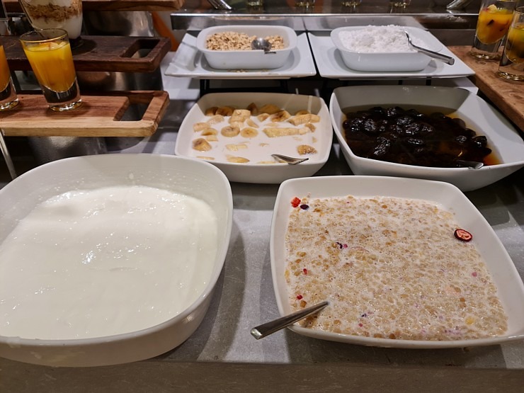 Viesnīcas «Rixos Sharm El Sheikh Adult Friendly» ēdienkartē ir gandrīz 500 ēdieni - maize, siltie... 310262