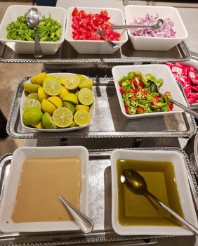 Viesnīcas «Rixos Sharm El Sheikh Adult Friendly» ēdienkartē ir gandrīz 500 ēdieni - maize, siltie... 40