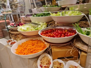 Viesnīcas «Rixos Sharm El Sheikh Adult Friendly» ēdienkartē ir gandrīz 500 ēdieni - maize, siltie... 57