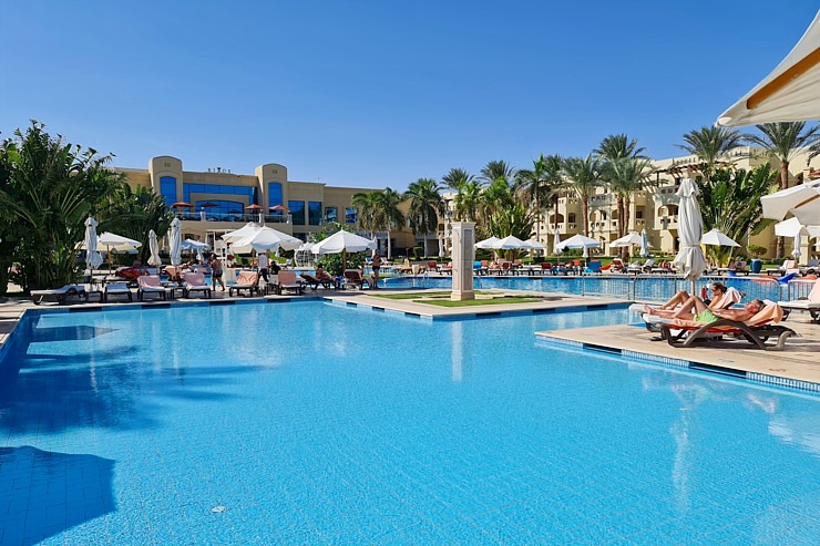 Dzīve pie baseina viesnīcā «Rixos Sharm El Sheikh Adult Friendly» 310343