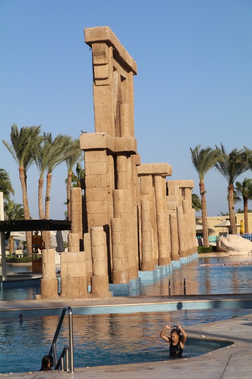 Dzīve pie baseina viesnīcā «Rixos Sharm El Sheikh Adult Friendly» 310358