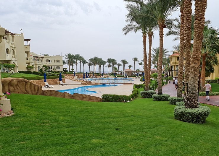 Dzīve pie baseina viesnīcā «Rixos Sharm El Sheikh Adult Friendly» 310363