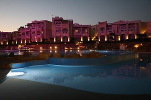 Dzīve pie baseina viesnīcā «Rixos Sharm El Sheikh Adult Friendly» 24