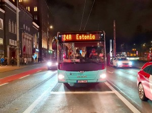 Travelnews.lv ar auto nomas «Avis Latvija» spēkratu apceļo naksnīgo Tallinu 8