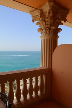 Travelnews.lv nakšņo Dubaijas luksus viesnīcā «Raffles The Palm Dubai» 24
