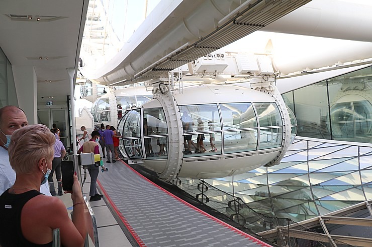 Travelnews.lv 38 minūtes izbauda pasaulē augstākā panorāmas rata «Ain Dubai» braucienu 311479