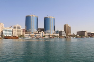 Travelnews.lv Dubaijas vecpilsētā pārvietojas ar savdabīgu ūdens taksometru 18