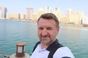 Travelnews.lv Dubaijas vecpilsētā pārvietojas ar savdabīgu ūdens taksometru 22