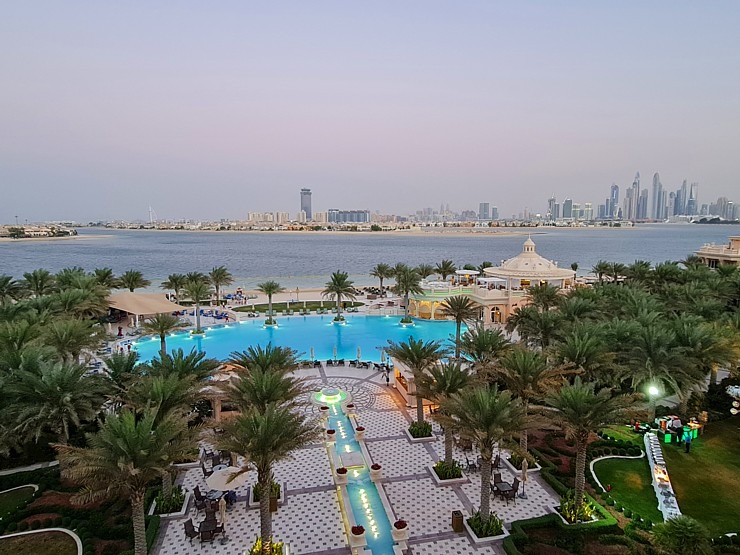 Travelnews.lv iepazīst Dubaijas luksus viesnīcas «Raffles The Palm Dubai» šeihu un prezidentu numuru 312122