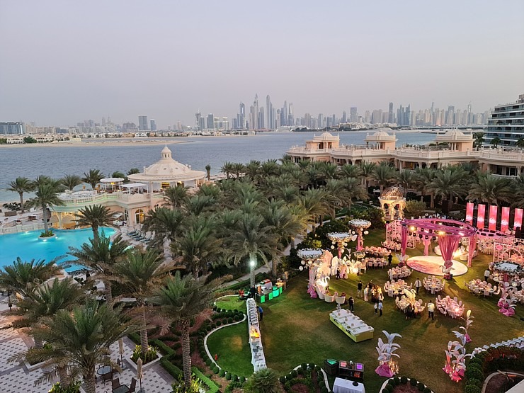 Travelnews.lv iepazīst Dubaijas luksus viesnīcas «Raffles The Palm Dubai» šeihu un prezidentu numuru 312123