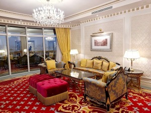 Travelnews.lv iepazīst Dubaijas luksus viesnīcas «Raffles The Palm Dubai» šeihu un prezidentu numuru 7