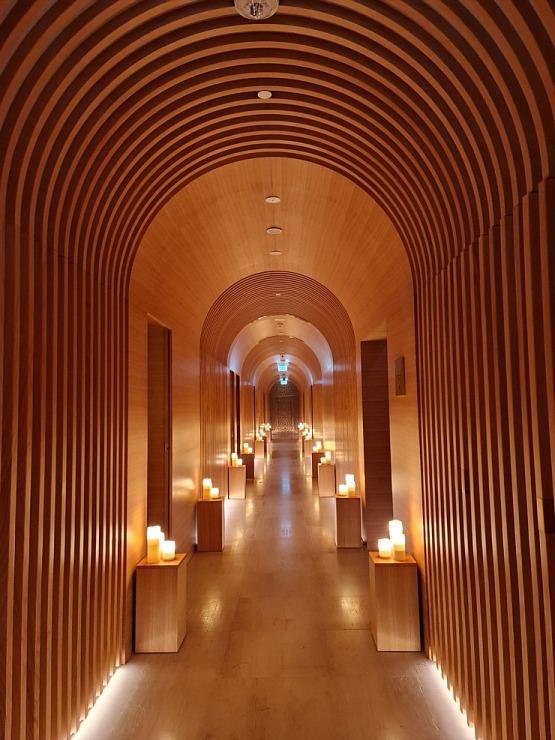 Iepazīstam Dubaijas luksus viesnīcas «Raffles The Palm Dubai» spa kompleksu «Cinq Mondes Spa» 312176