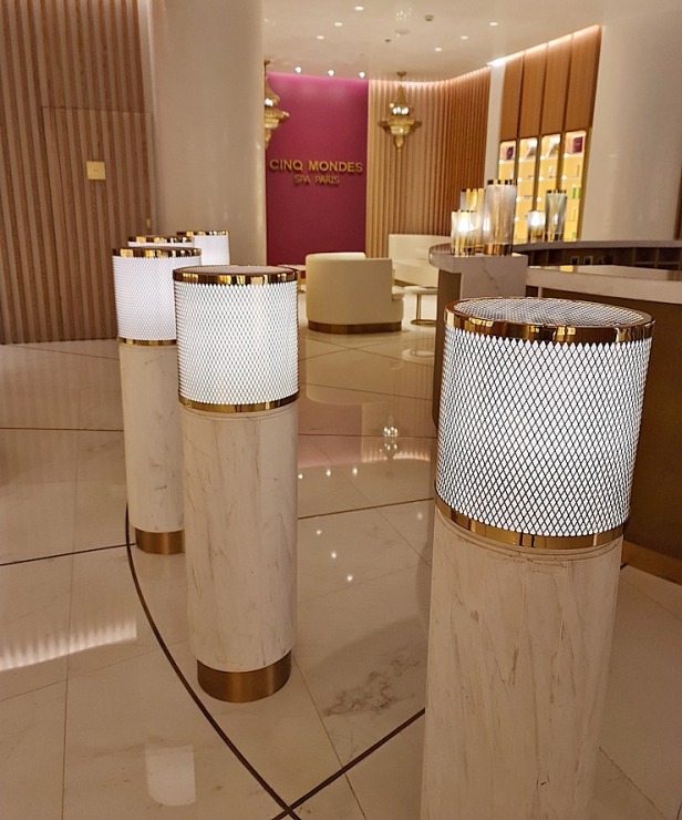 Iepazīstam Dubaijas luksus viesnīcas «Raffles The Palm Dubai» spa kompleksu «Cinq Mondes Spa» 312167
