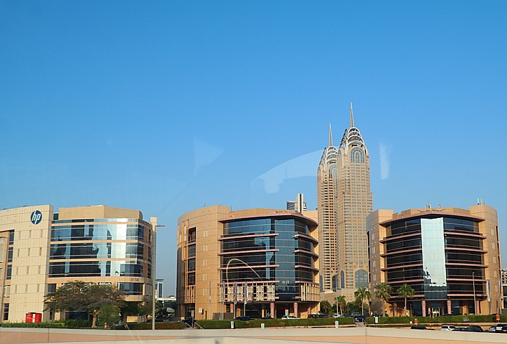 Dubaijas debesskrāpji un modernā arhitektūra pārsteidz tūristus 312251