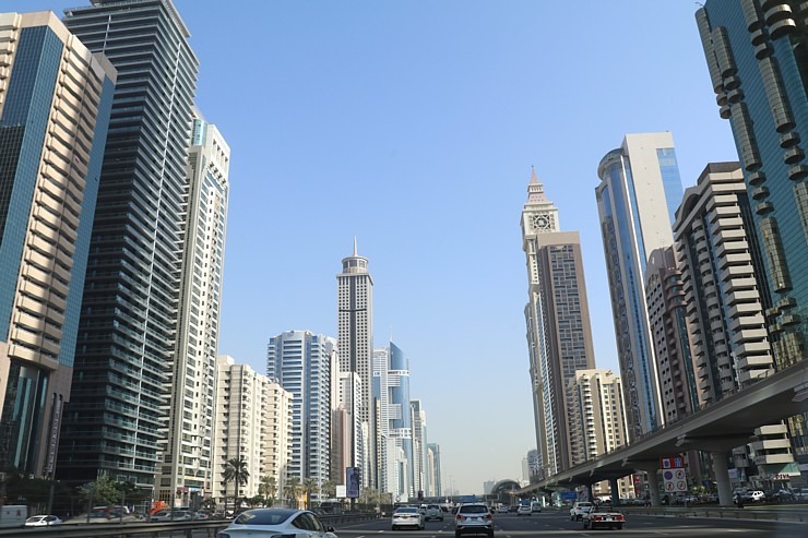 Dubaijas debesskrāpji un modernā arhitektūra pārsteidz tūristus 312254