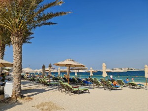 Travelnews.lv izbauda Dubaijas luksus viesnīcas «Raffles The Palm Dubai» infrastruktūru 16