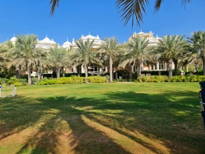 Travelnews.lv izbauda Dubaijas luksus viesnīcas «Raffles The Palm Dubai» infrastruktūru 17