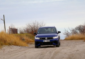 Travelnews.lv ar jaudīgu «VW Tiguan R» apceļo Kurzemi gar Rīgas jūras līci 5