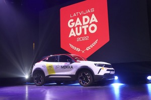 Par «Gada auto 2022» Latvijā kļūst otrās paaudzes «Opel Mokka» 1
