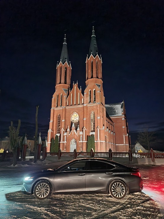 Travelnews.lv ar premium klases vāģi «Lexus ES 300H» dodas ceļojumā uz Latgali 313518