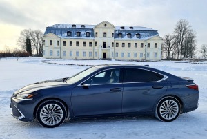 Travelnews.lv ar premium klases vāģi «Lexus ES 300H» dodas ceļojumā uz Latgali 7