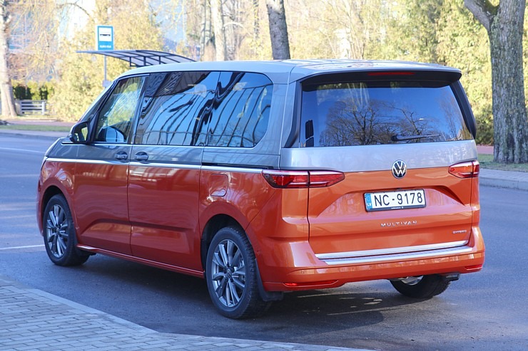 Travelnews.lv ar jauno multifunkcionālo automobili «Volkswagen Multivan» dodas uz Jūrmalu 314260