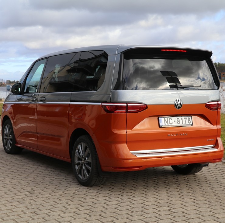 Travelnews.lv ar jauno multifunkcionālo automobili «Volkswagen Multivan» dodas uz Jūrmalu 314279