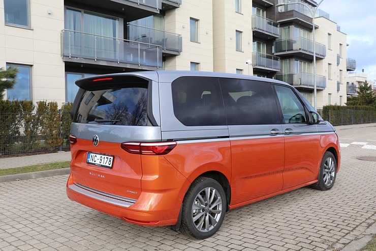 Travelnews.lv ar jauno multifunkcionālo automobili «Volkswagen Multivan» dodas uz Jūrmalu 314247