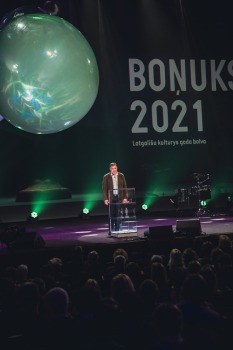Latgaliešu kultūras gada balva «Boņuks 2021» tiek pasniegta Latgales vēstniecībā «GORS». Foto: Dagnija Bernāne 26