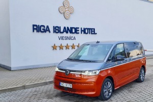 Travelnews.lv ar jauno multifunkcionālo automobili «Volkswagen Multivan» apceļo Latviju 1