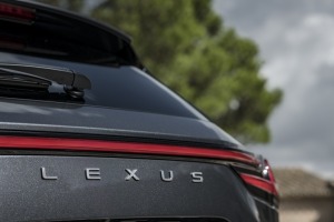 Jaunais vidēja izmēra luksusa SUV klases spēkrats «Lexus NX» ir pieejams arī Latvijā 9