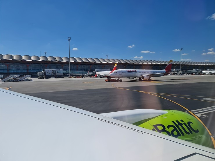 Travelnews.lv veiksmīgi lido ar «airBaltic» uz Madridi, bet spāņu lidsabiedrība «Air Europa» pazaudē bagāžu ceļā no Madrides uz Maļorku 316173