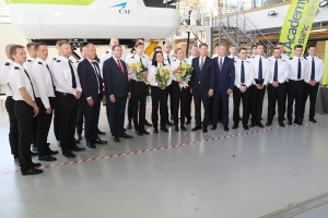 Sešpadsmit studenti absolvēja Latvijas lidsabiedrības airBaltic Pilotu akadēmiju 27