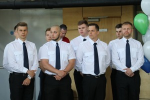 Sešpadsmit studenti absolvēja Latvijas lidsabiedrības airBaltic Pilotu akadēmiju 6