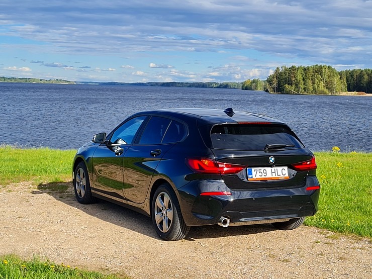 Travelnews.lv ar auto nomas «Sixt Latvija» spēkratu «BMW 118i» apceļo Latviju 317414